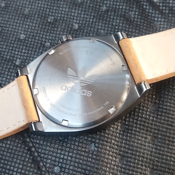 Adidas by Nixon 38mm stainless steel watch - Picture 6 of 8